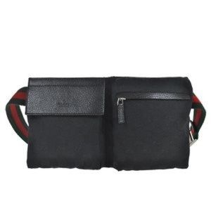 Black Gucci fannypack